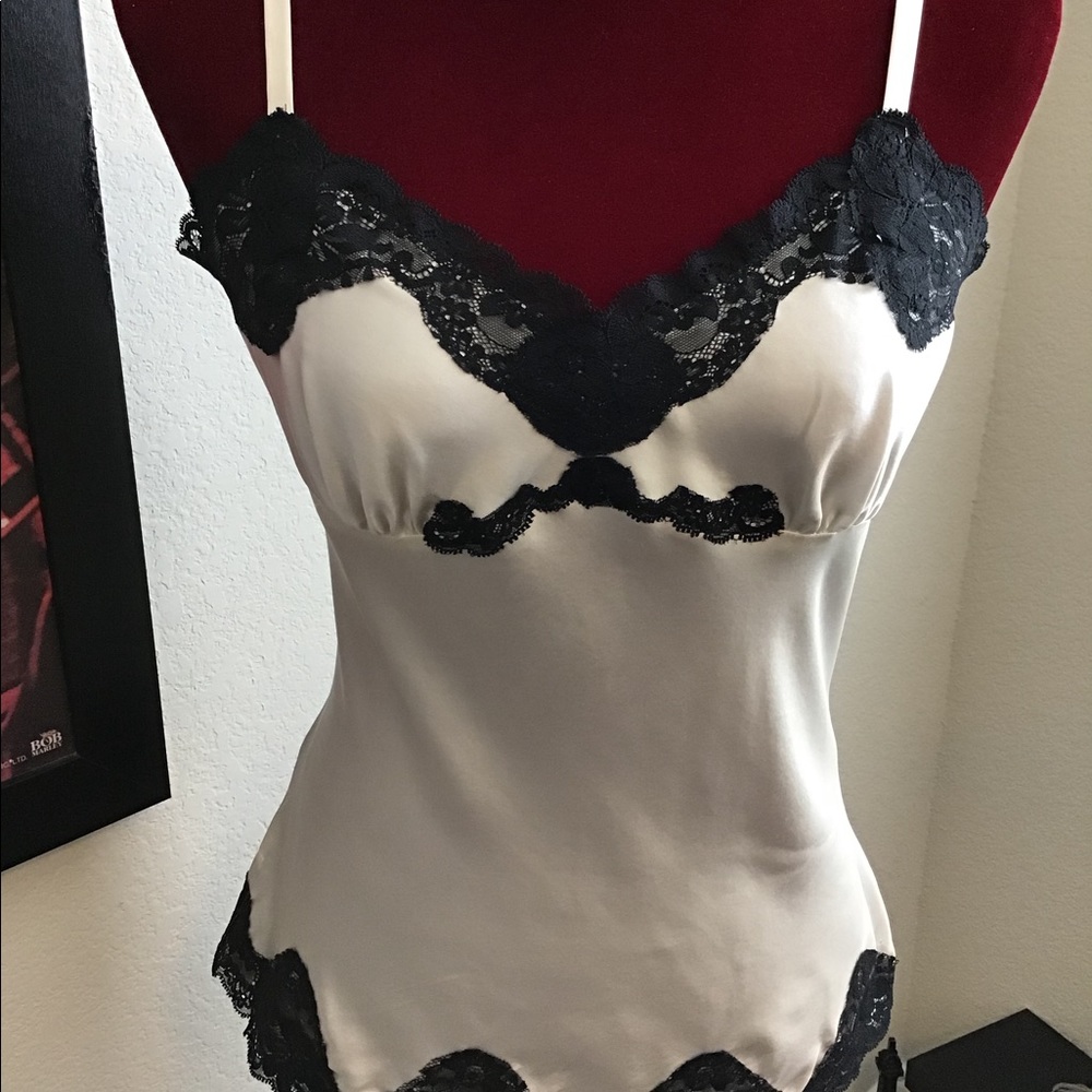 Express - Picture 3 of 3